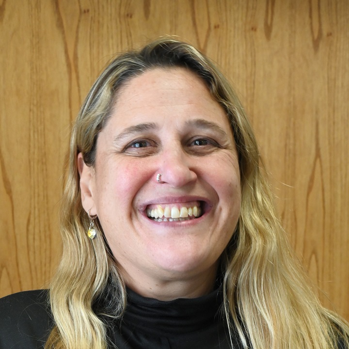 Esp.  Fernanda GALEANO