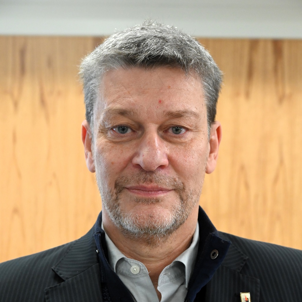 Esp. Oscar Daniel ALPA